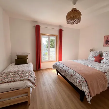 L'echappee Douce - & Port A Pied Apartment